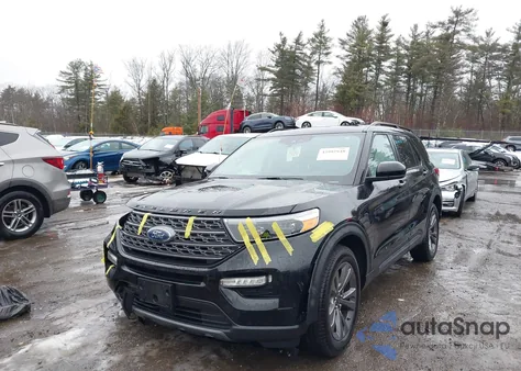 2022 Ford Explorer Xlt z USA, uszkodzony, nr VIN 1FMSK8DH4NGC11746